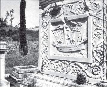 Памятник Неволеи Тихе. Помпеи