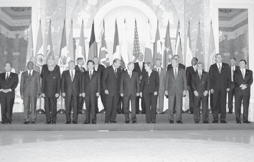 Главы правительств стран-лидеров на саммите в Петербурге