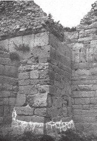 Крепостные стены Херсонеса 
