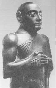 Каменная статуя Гудеа – правителя Лагаша