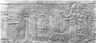 Сцена жертвоприношения Ашшурбанипала богу Мардуку. Ниневия