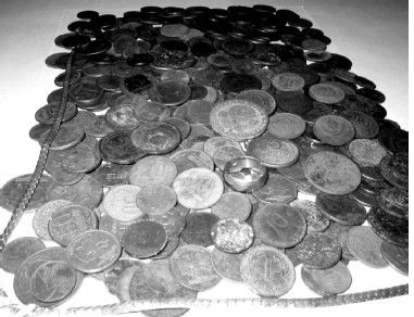 Древние монеты 