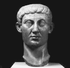 Император Константин 